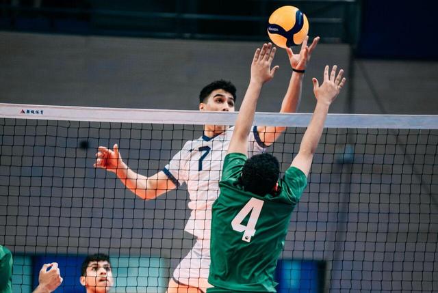 والیبال دانش‌آموزان جهان؛ پسران ایران به عنوان سرگروه صعود کردند