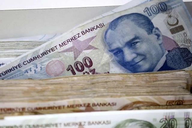 قیمت لیر، امروز دوشنبه ۱۷ آذر ۱۴۰۴