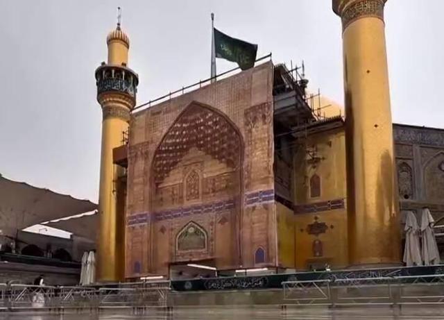 فیلم/ بارش باران در حرم امیرالمومنین(ع)