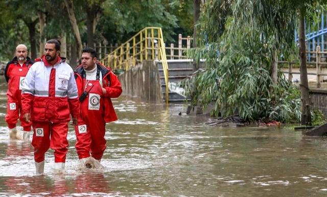 وقوع سیل و کولاک در زنجان و کردستان