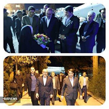 ادای احترام رئیس بنیاد مستضعفان و استاندار به مقام شامخ شهدا در کرمان