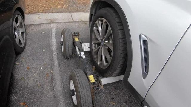 بکسل خودرو در حالت پارک؛ فاجعهای که گیربکس شما را نابود میکند!