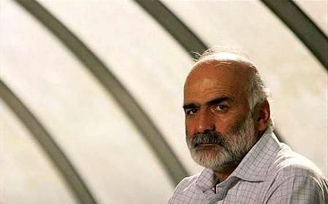 پیشکسوت فوتبال: همه نه! دو سه بازیکن تیم ملی سیگار می‌کشیدند | حجازی گفت کاش هواپیمای ما سقوط کند!