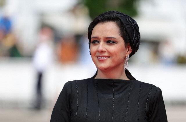 عکس/ ترانه علیدوستی در ماه‌های نخست تولد روی دوش پدر؛ سال ۱۳۶۲