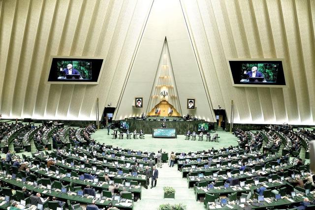 یک بحث بینقوهای