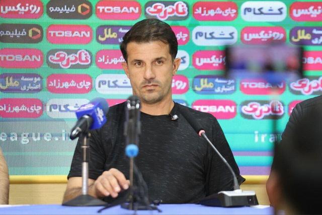 سرمربی ذوبآهن: روند تیم روبهرشد است، اما به پیروزی نیاز داریم