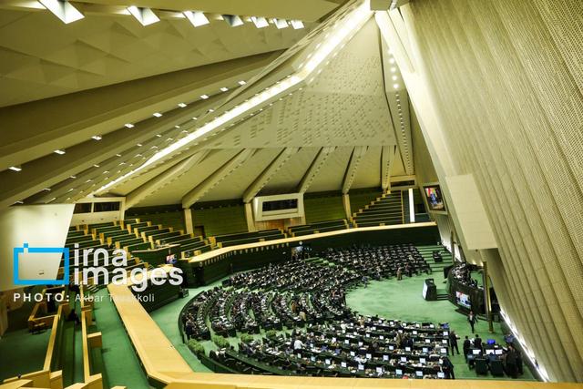 جلسه علنی مجلس آغاز شد/ سوال از وزیر نیرو در دستور کار نمایندگان