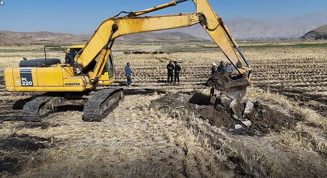 هشت حلقه چاه غیرمجاز در گرمی مسدود شد