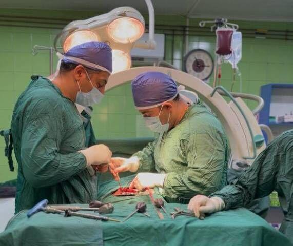 جراحی تومور مغزی بدون شکافتن جمجمه در اراک با موفقیت انجام شد