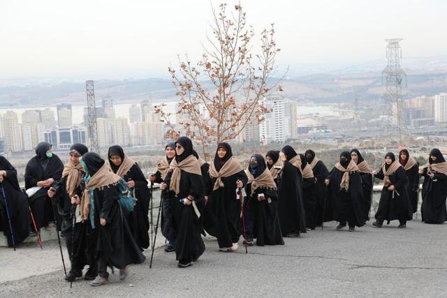 صعود گردان‌های کوثر بسیج به قله‌های تهران 