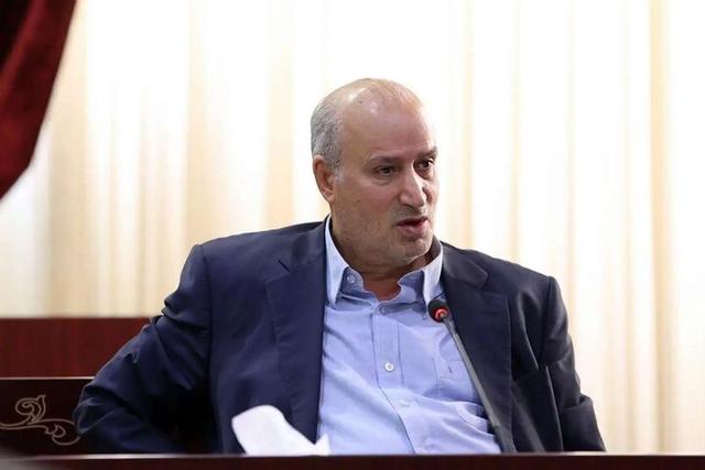 تاج: اگر به هر دلیلی در جام جهانی به بازیکنی گفتند که نیاید، باید برای او جایگزین داشته باشیم/ شاید کسانی در سربازی جایی سربازی خود را گذرانده باشند که مورد تایید [آمریکا] نیست و اشکالاتی پیش بیاید