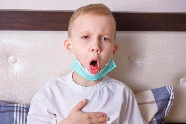 بهبود سرفه کودکان در خانه (روش کاربردی)