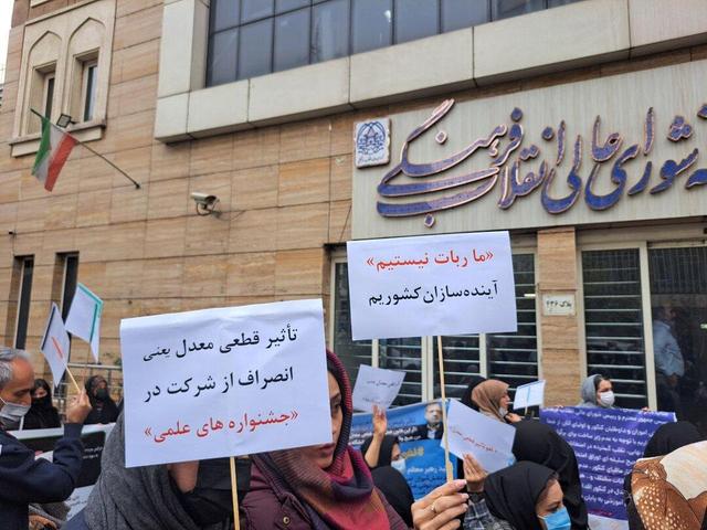 نیاز به اصلاح تأثیر معدل در کنکور برای کاهش استرس دانشآموزان