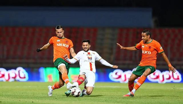 بحران ادامه دارد؛ مس رفسنجان با هدایت مجتبی جباری هم از قعر جدول جدا نشد/ تساوی بدون گل مقابل فولاد ۱۰ نفره