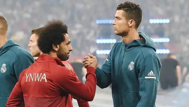 رقابت ۵ باشگاه عربستانی برای جذب محمد صلاح