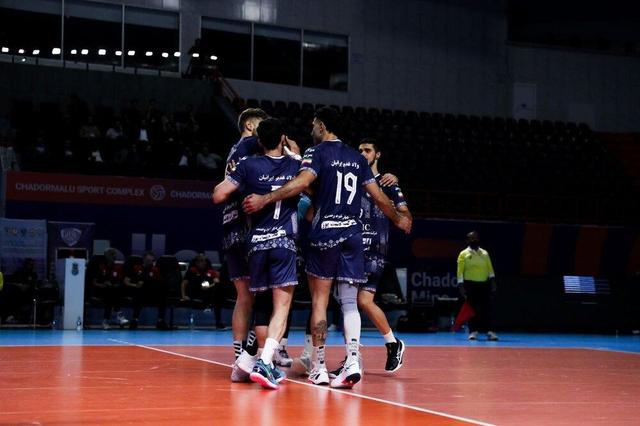 نبرد برای فرار از میانه جدول در اردکان؛ چادرملو و پاس به دنبال سه امتیاز سرنوشت‌ساز