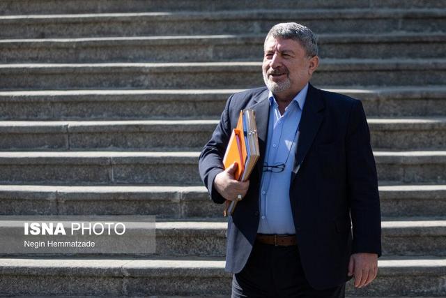 حضرتی: محدودیت واتساپ و بخش‌هایی از یوتیوب در دانشگاه ها رفع می‌شود