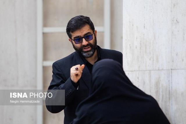 حاشیه جلسه هیات دولت - ۱۹ آذر