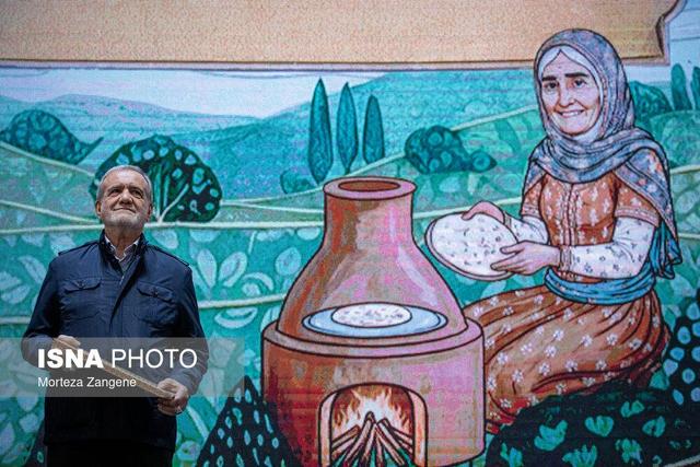 آیین گرامیداشت «روز زن و مقام مادر»