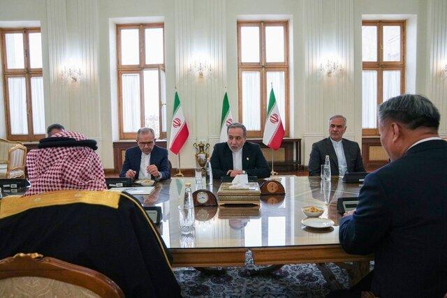 دیدار دیپلماتهای ارشد عربستان و چین با عراقچی
