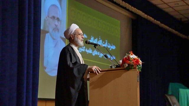 آیت الله اعرافی در اختتامیه «جشنواره جنات»: تبلیغ دین یک «نظام تربیتی» است/حرف حوزه و انقلاب در همه جهان قابل ارائه است