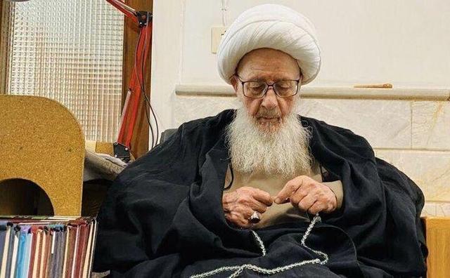 توصیه مهم آیت الله العظمی وحیدخراسانی به جوانان