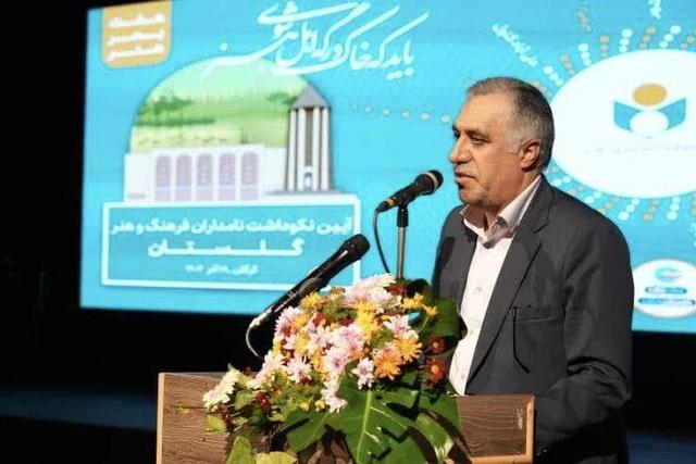 هنرمندان نقش کلیدی در تقویت همبستگی ملی دارند