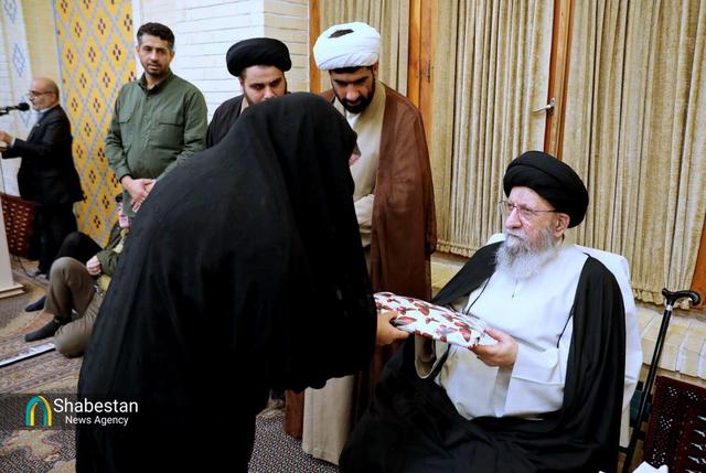 شبی نورانی برای بانوان در مسجد گلشن گرگان