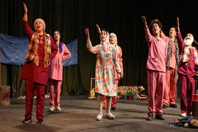 کودک با خیال و فانتزی زندگی میکند؛ نمایشهای نوجوانانه فقیر هستند