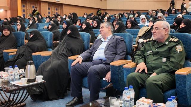 سخنرانی دختر شهید رئیسی در همایش اسوه‌های صبر و مقاومت استان مرکزی