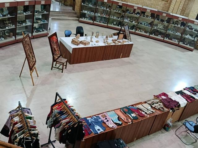 برگزاری نمایشگاه آثار هنرمند استان سمنان در وزارت میراثفرهنگی