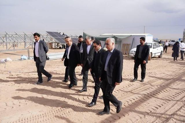 معاون وزیر نیرو: توسعه نیروگاه‌های خورشیدی، بخشی از مشکلات ناترازی برق را حل می‌کند