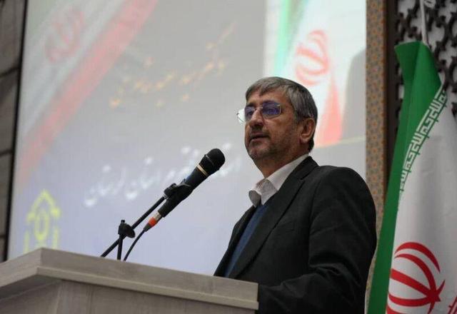 استاندار: توسعه لرستان نیازمند تغییر نگاه و برنامه محوری است