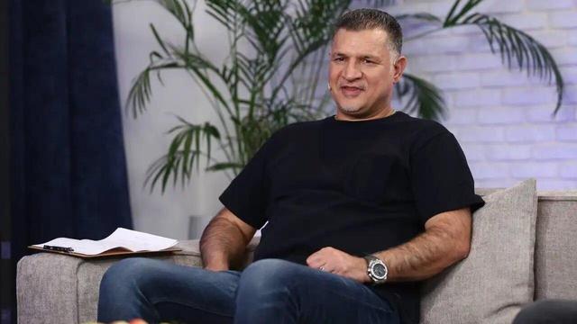 بازیگر معروف در کنار علی دایی +عکس