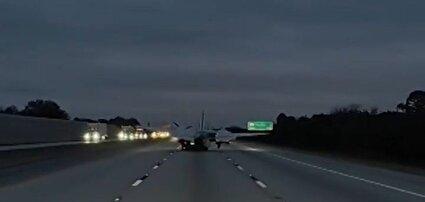 ببینید/ سقوط یک هواپیما روی یک ماشین در فلوریدا