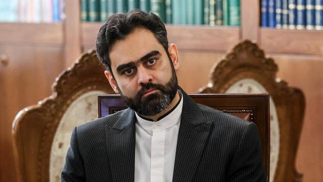 امیرحسین ثابتی آبروی یک فرمانده سپاه را هدف قرار داده!