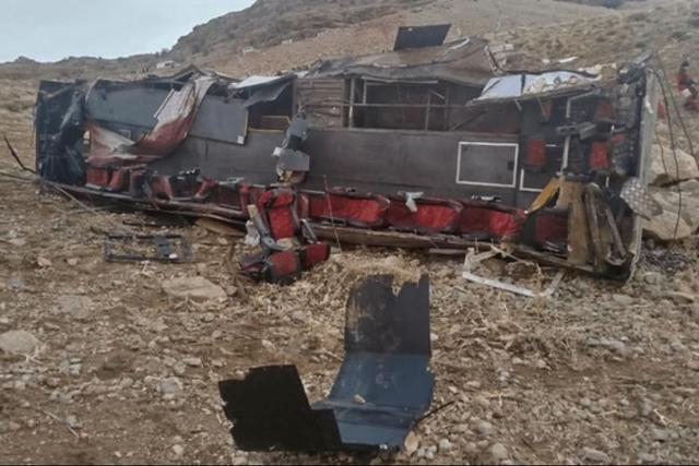 آخرین وضعیت حادثه واژگونی اتوبوس تهران–یاسوج؛ 4 فوتی و 17 مصدوم