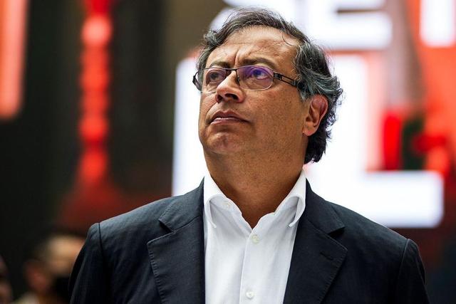 واکنش تند کلمبیا به توقیف نفتکش ونزوئلا توسط آمریکا