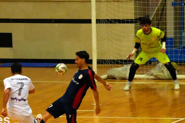 ادامه صدرنشینی مقتدرانه گیتی‌پسند در لیگ برتر فوتسال + جدول و برنامه هفته