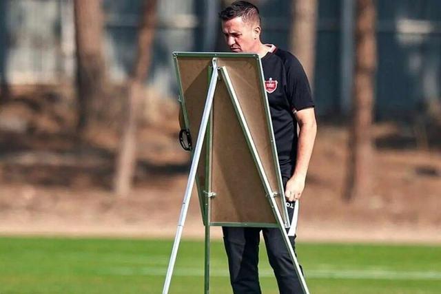 ۳ بازیکن در فهرست خروج پرسپولیس