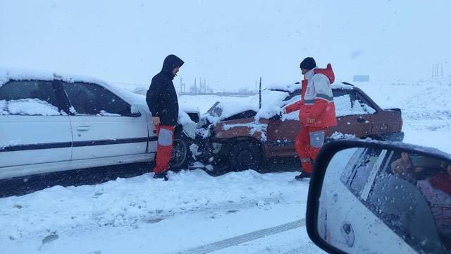 آماده‌باش ۲۵ تیم امدادی و اضطراری جمعیت هلال احمر چهارمحال و بختیاری