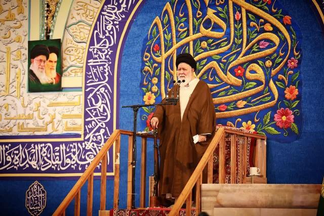 هدف دشمن تغییر هویت دینی و فرهنگی ملت ایران با تضعیف فرهنگ فاطمی است