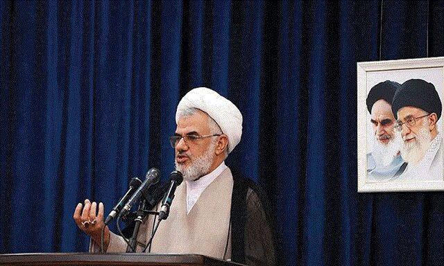 دشمن با کشف حجاب، خانواده ایرانی را هدف گرفته است