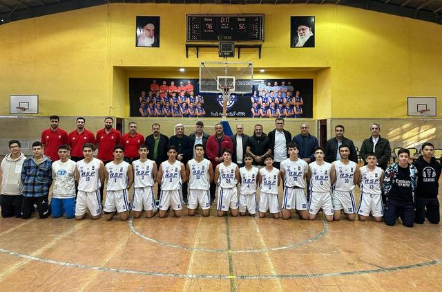 تیم آویژه صنعت مشهد با اقتدار راهی مرحله بعدی لیگ بسکتبال نوجوانان کشور شد