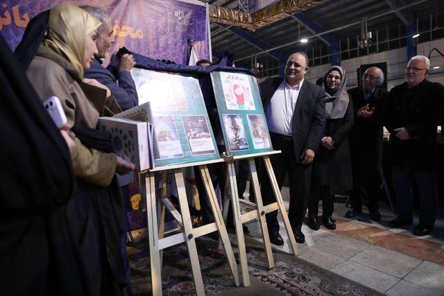 برگزاری محفل شعر بانوان و رونمایی از آثار نویسندگان کرمانشاهی در نمایشگاه کتاب