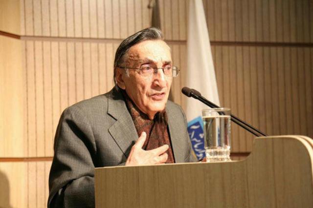 کامران فانی کتابشناس پیشکسوت درگذشت