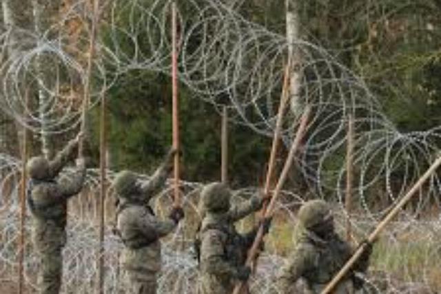 لهستان دیوار دفاعی برابر روسیه می‌سازد