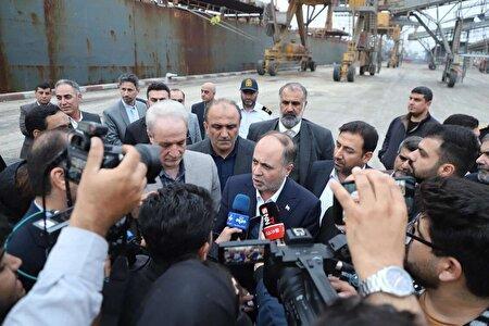 شتاب در تخلیه نهادههای دامی بندر ماهشهر