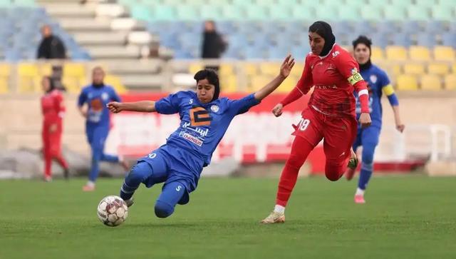 آغاز جنجالی نیم‌فصل لیگ برتر زنان؛ شکست خانگی پرسپولیس و توقف گل‌گهر در کورس قهرمانی