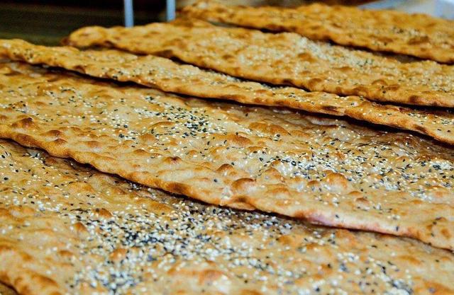 افزودنیهای نان؛ وعده تغذیه سالم یا یک فریب اقتصادی!